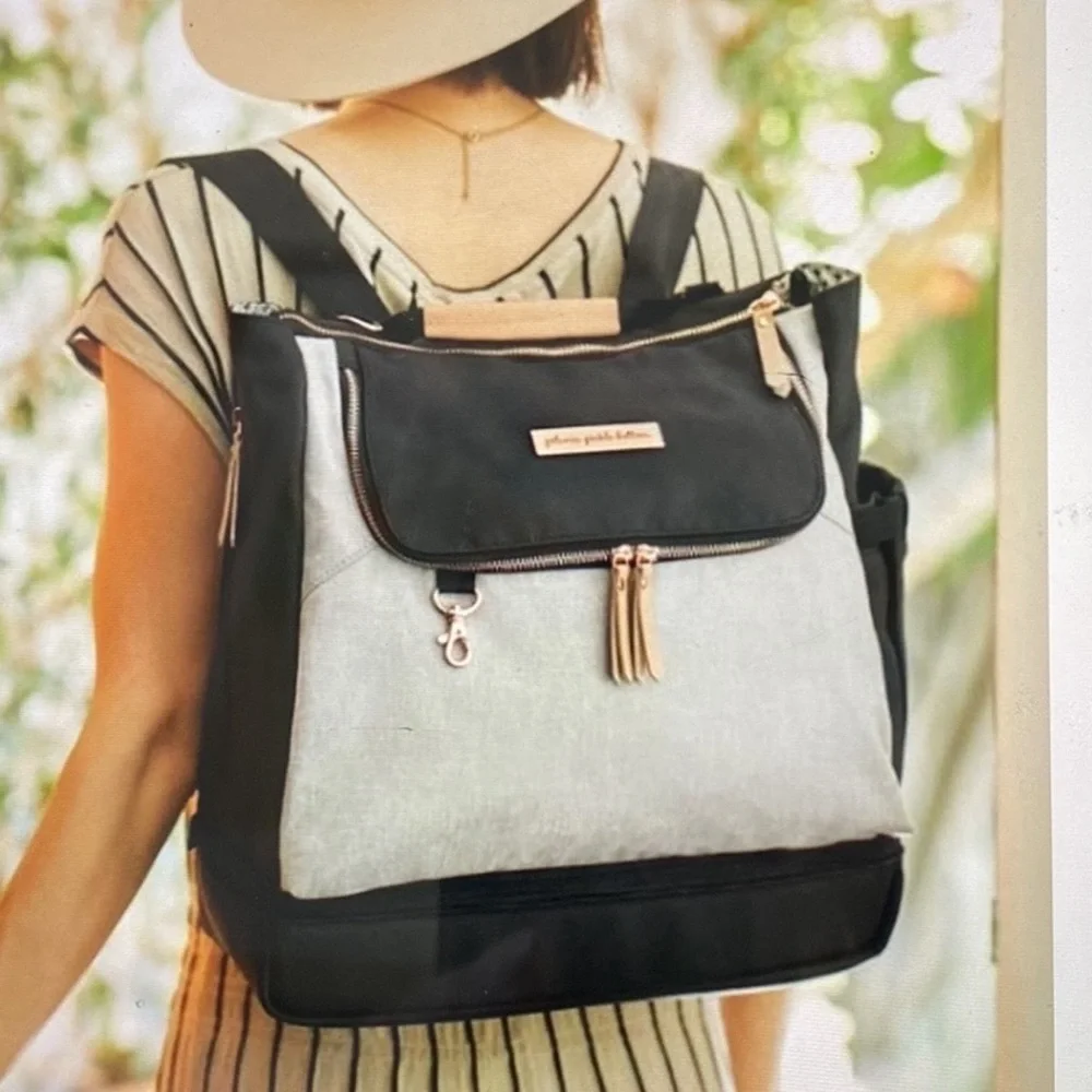 NWOT Petunia Pickle Bottom Pivot Diaper Backpack Blue & Blush